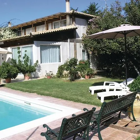 Awesome In Messinia With 4 Bedrooms, Wifi And Outdoor Swimming Pool Ferienhaus